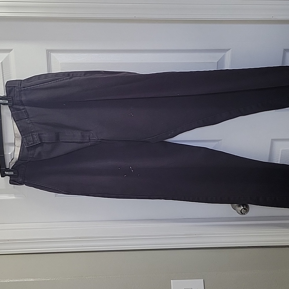 Dickies Work Pants. Inseam 29"  Waist 34".  No Tags.